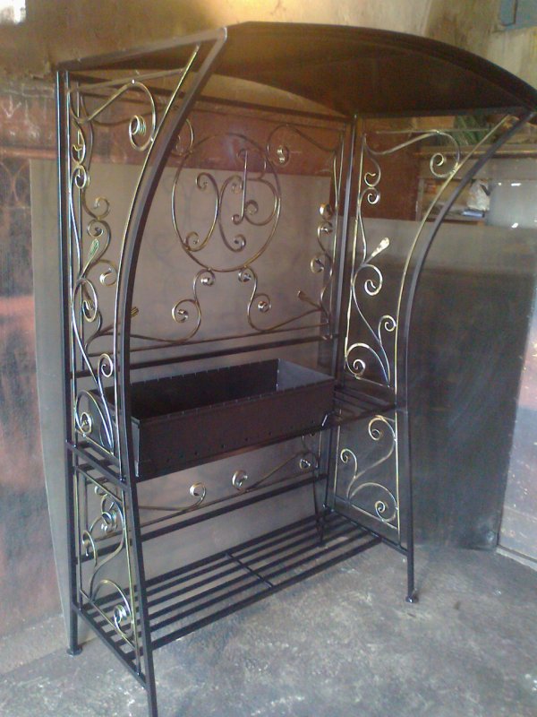 Мангал с крышей Doorz мкр