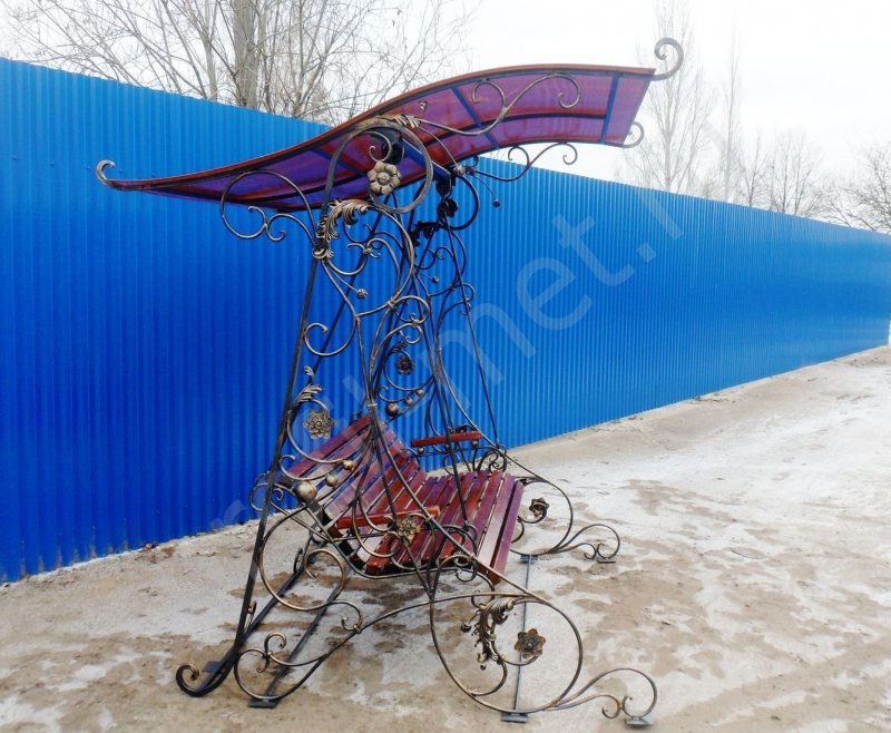 Качели из профильной трубы