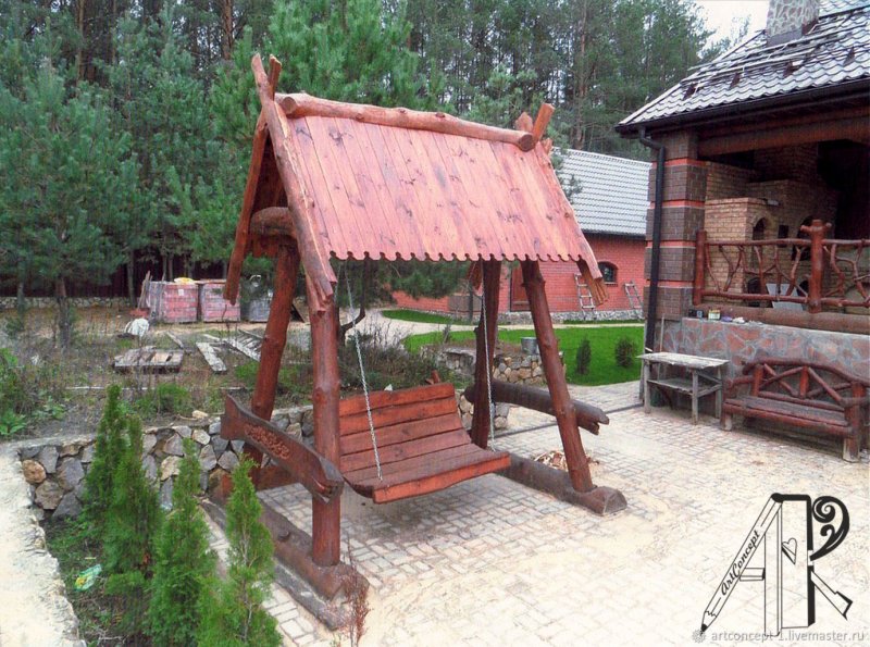 Деревянные качели из массива