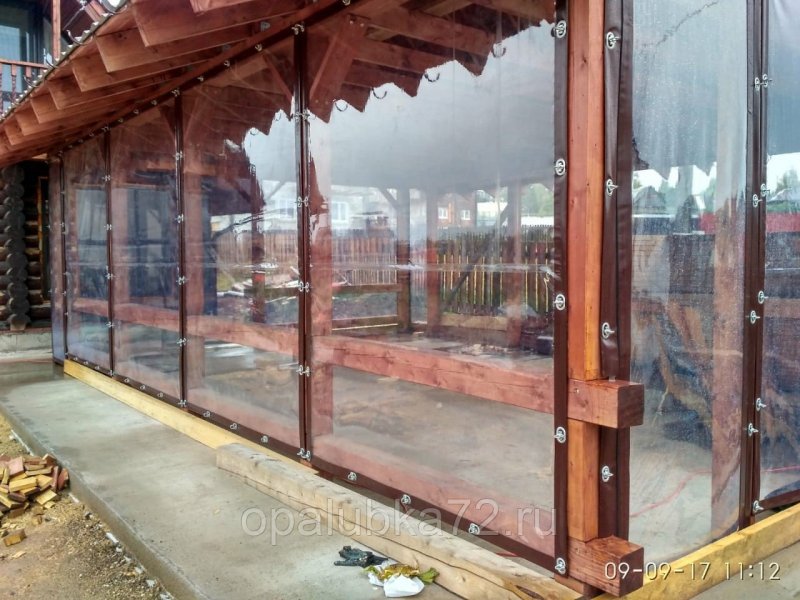 Перила на террасе из поликарбоната