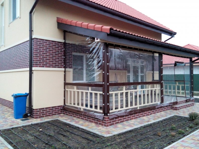 Мягкие окна для веранды и террасы