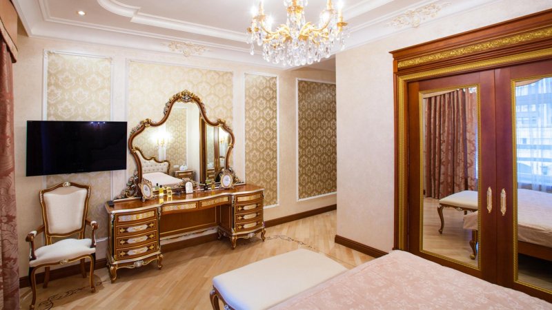 Потолок классика