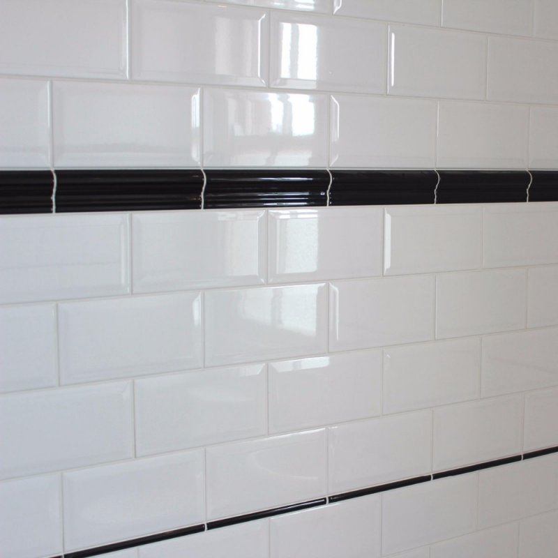 Бордюр Moldura Antigua negro brillo 5x20