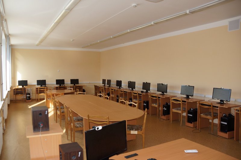 Современный класс информатики