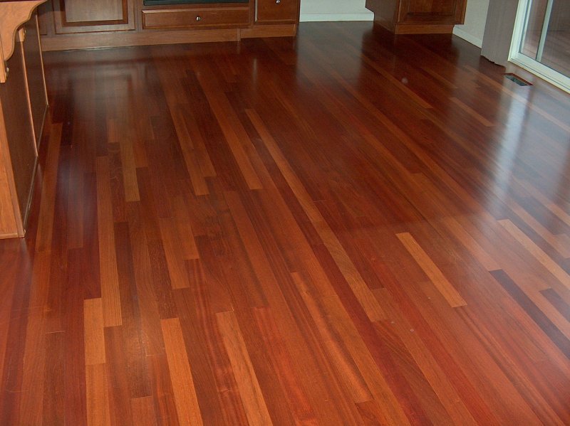 Floor Cheryy