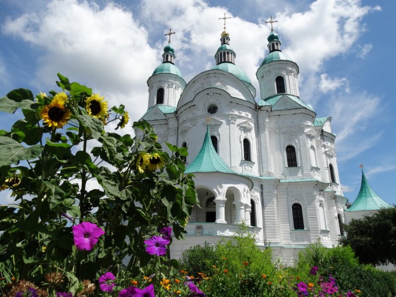 Собор Рождества Богородицы в Козельце