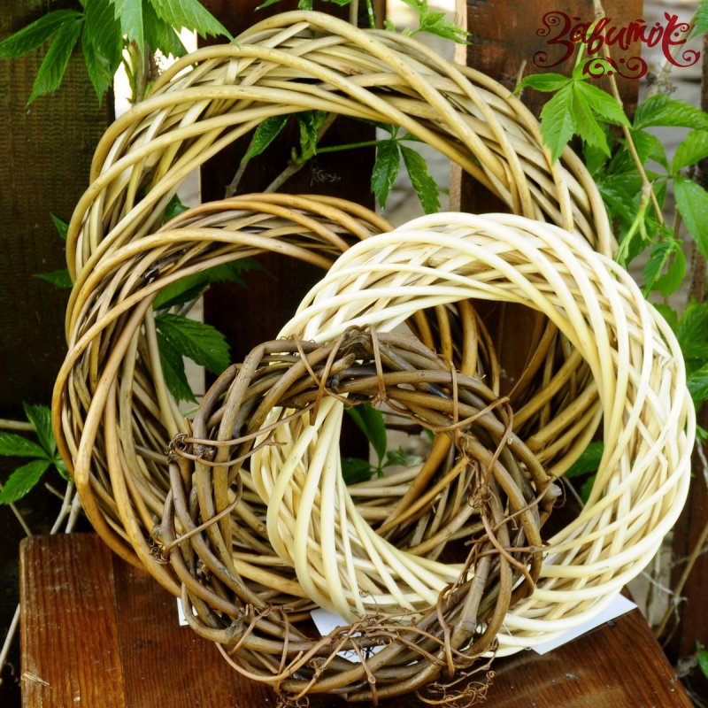 Украшения из ивовых прутьев