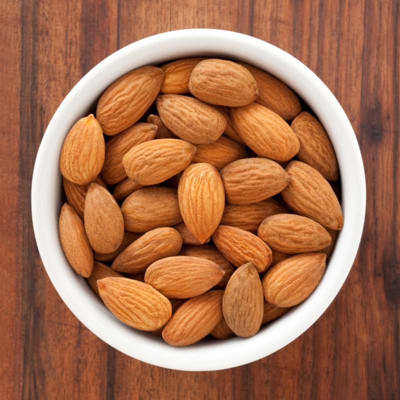 С миндалем Almond