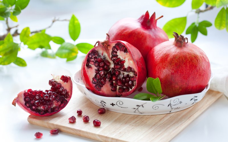 Модульная картина гранат