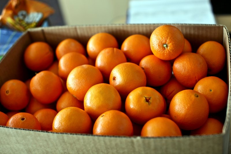 Апельсины фасованные