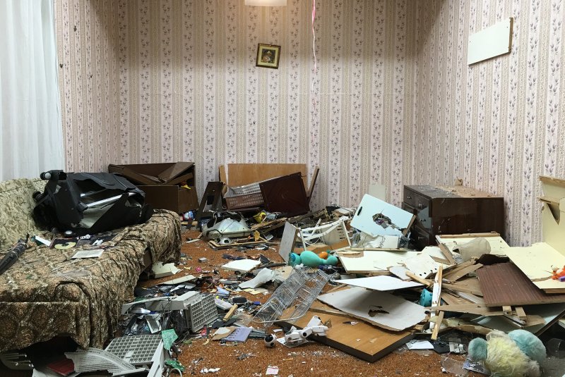 Человек в комнате
