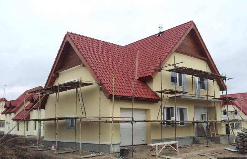 Потолок из фибролитовых плит