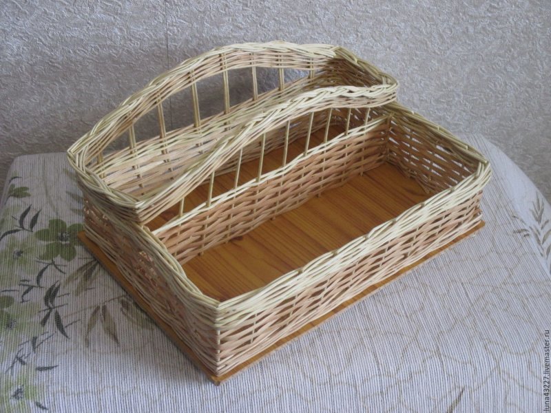 Корзинки овальные из лозы