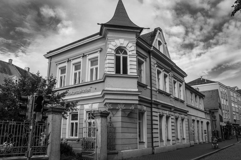 Старые архитектурные здания