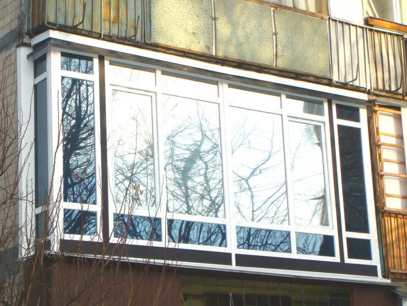 Тонированные окна в частном доме