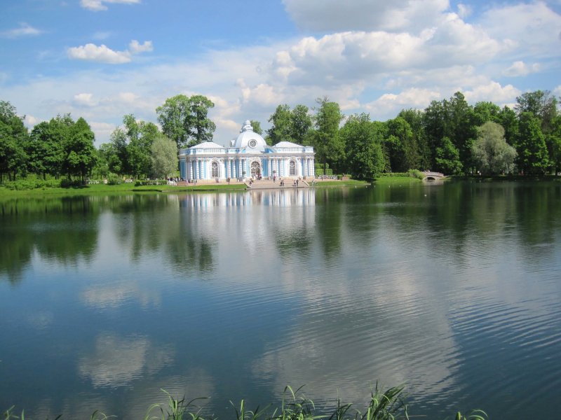 Екатерининский дворец в Санкт-Петербурге