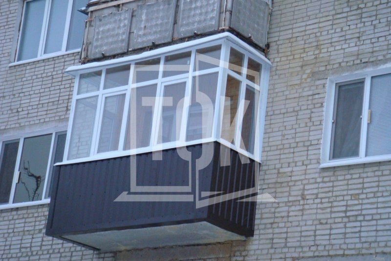 Пластиковый балкон хрущевка