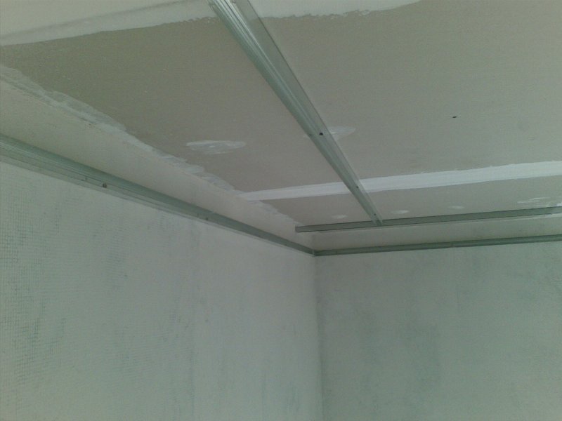 Короб потолочный Knauf