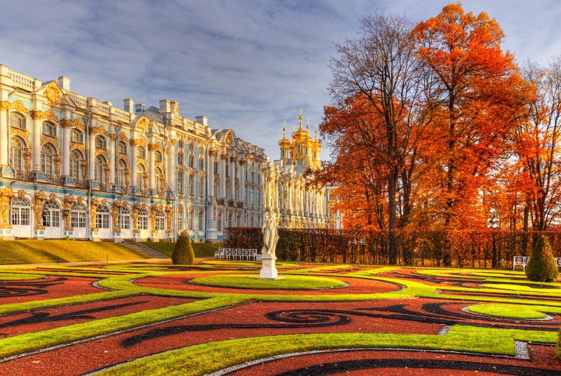 Екатерининский дворец в Санкт-Петербурге