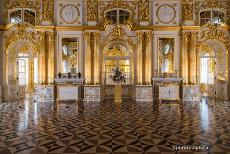 Царское село Екатерининский дворец залы