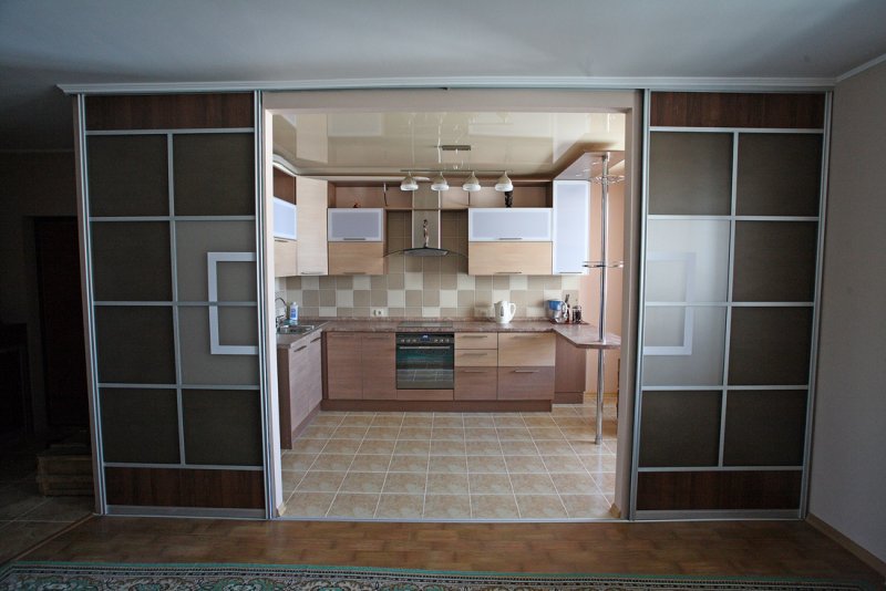 Раздвижные двери на кухню