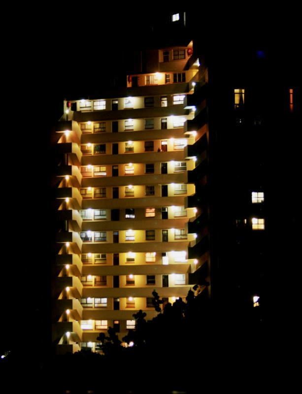 Серые многоэтажки