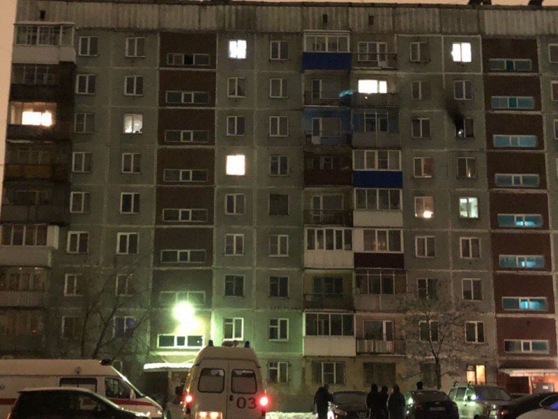 Окна многоэтажного дома
