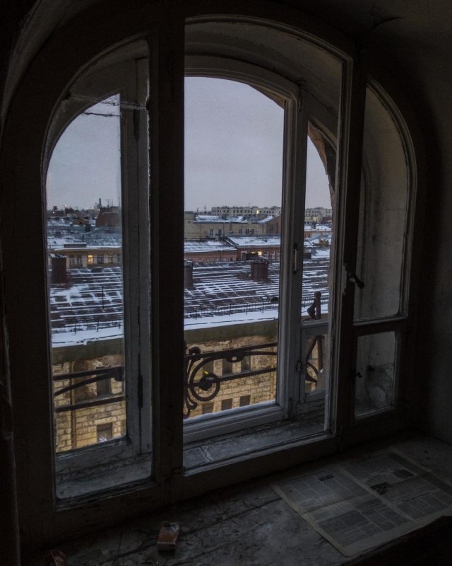 Старинные окна Петербурга