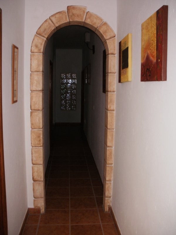 Отделка арки в коридоре