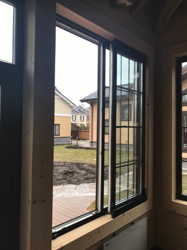 Панорамные окна Rehau
