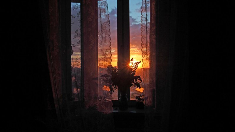 Свет в окне