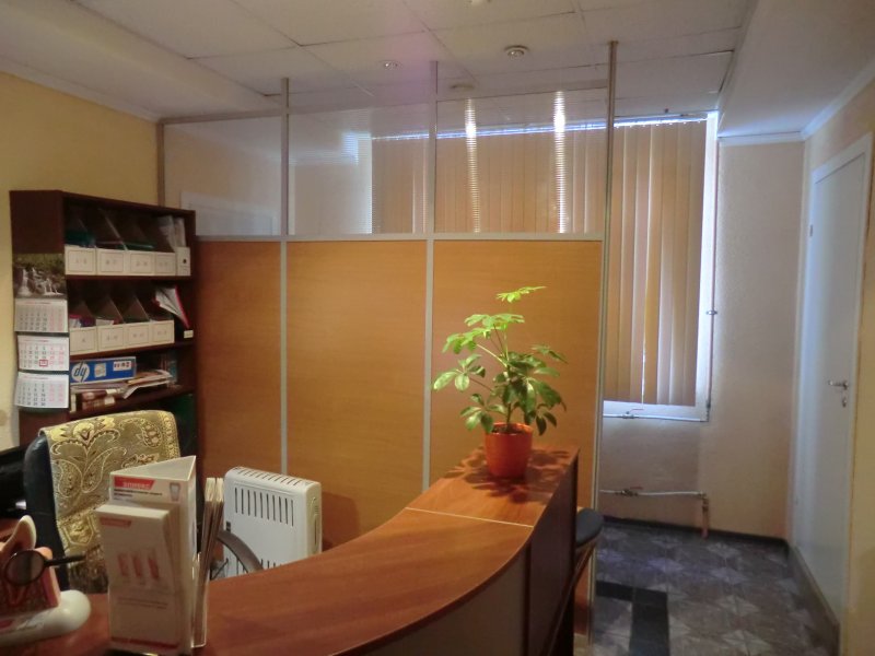 Офисные перегородки в салоне красоты