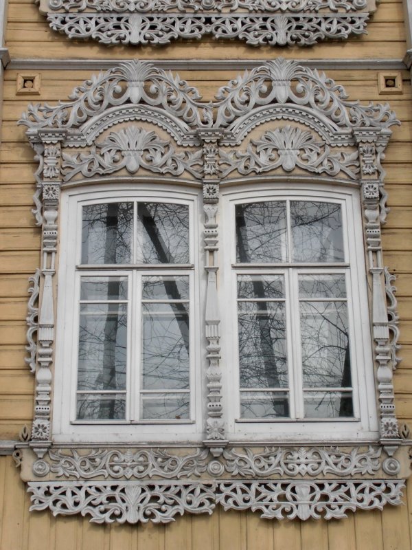 Деревянные старинные наличники