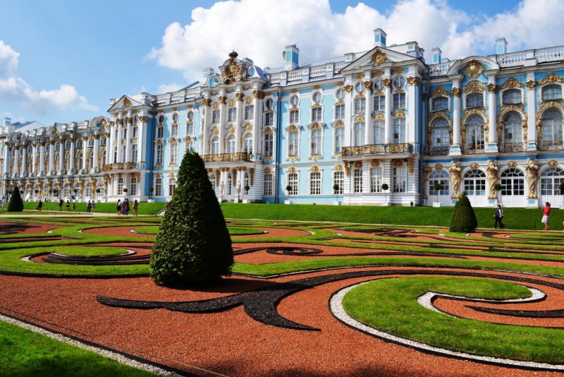 Екатерининский дворец в Санкт-Петербурге