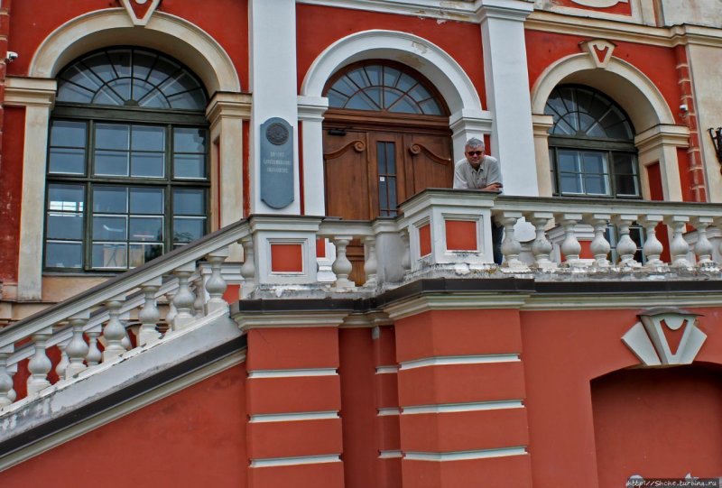 Митавский дворец фото снаружи