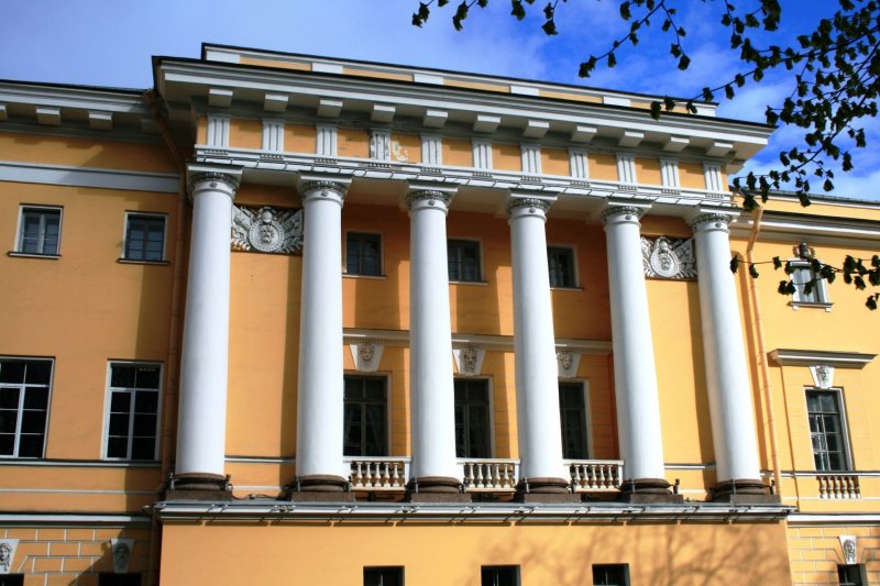 Екатеринбургский институт Жилярди