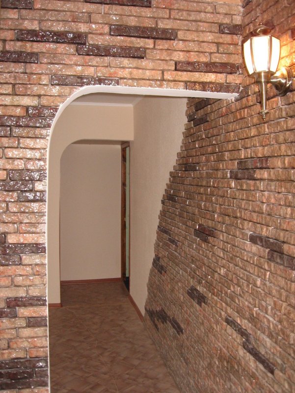Арка отделанная кирпичиками