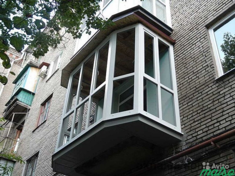 Французское остекление балкона Рехау