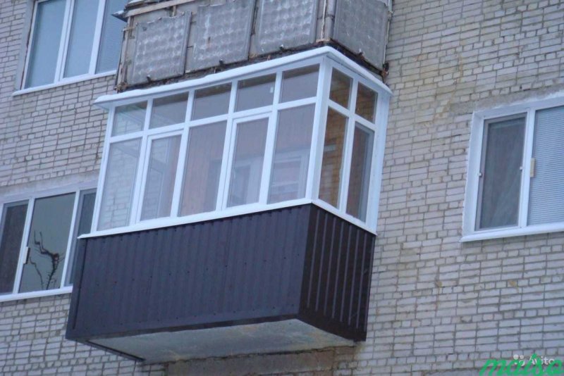Пластиковый балкон