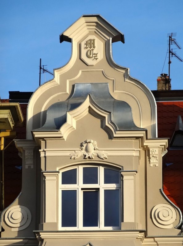Фронтон эпохи Ренессанс Возрождение