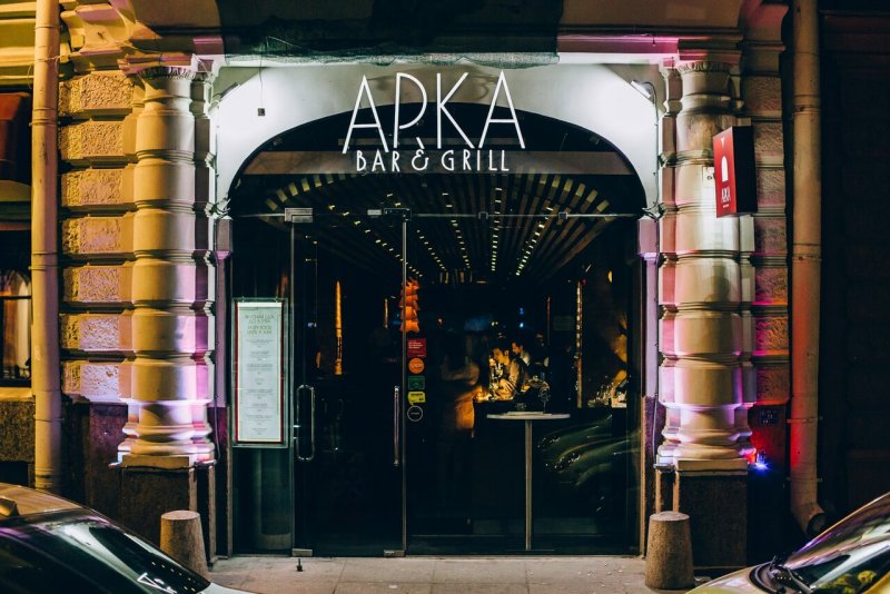 Ресторан арка на Конюшенной