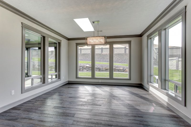 SW 7015 Repose Gray