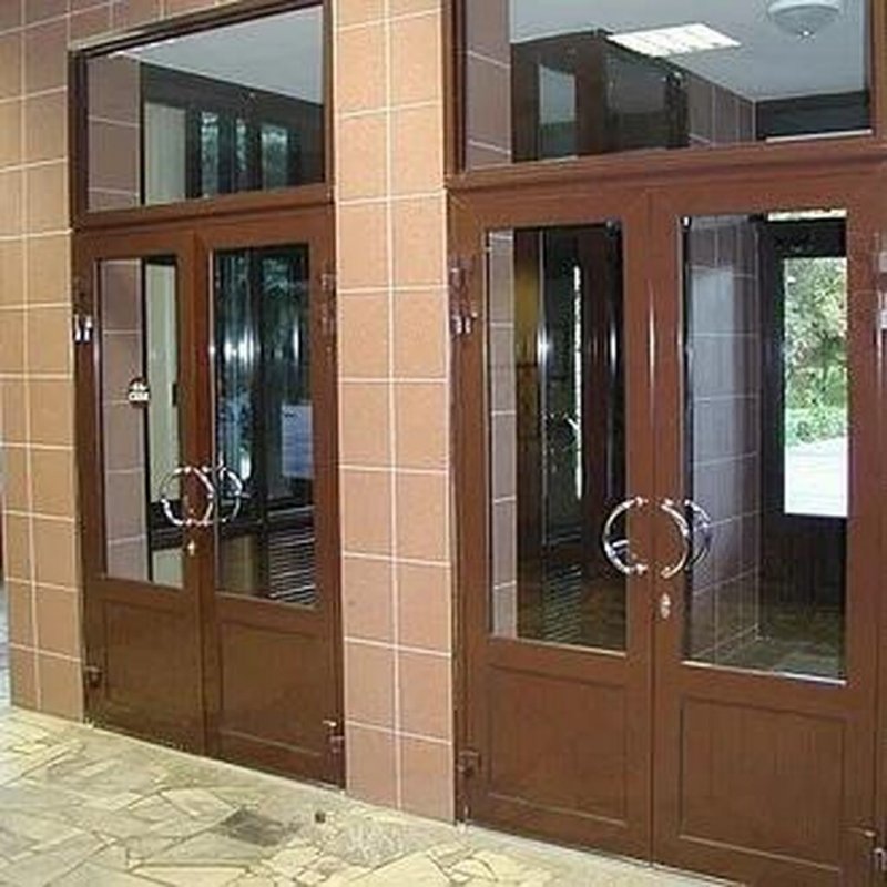 Двери алюминиевые входные ALUTECH