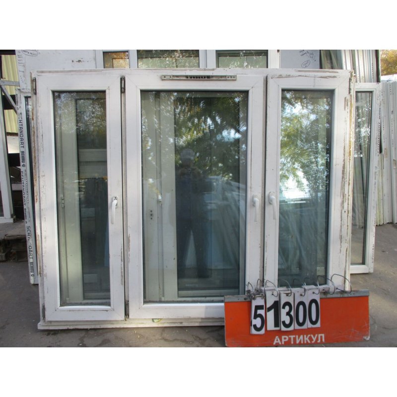 Окно 500х500 пластиковое Rehau