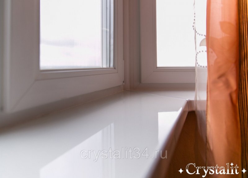 Подоконник Crystalit Бристол, глянцевый.