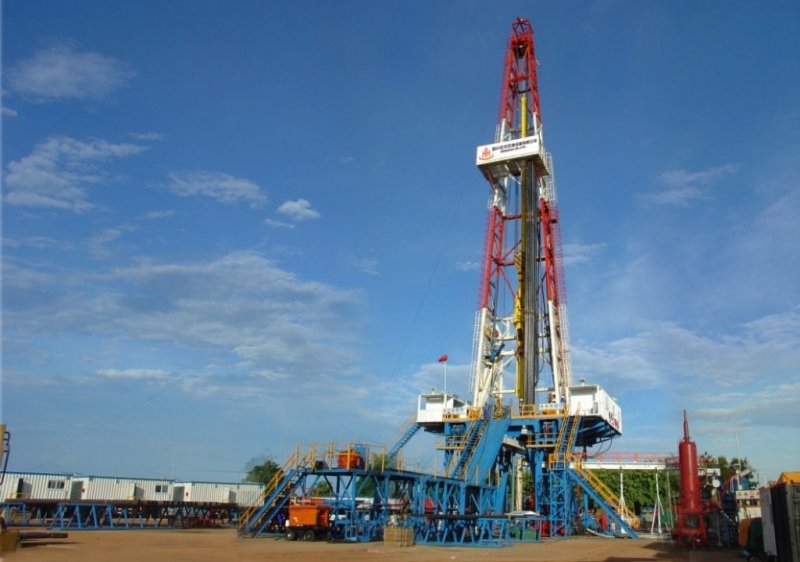 Буровая вышка Сургутнефтегаз