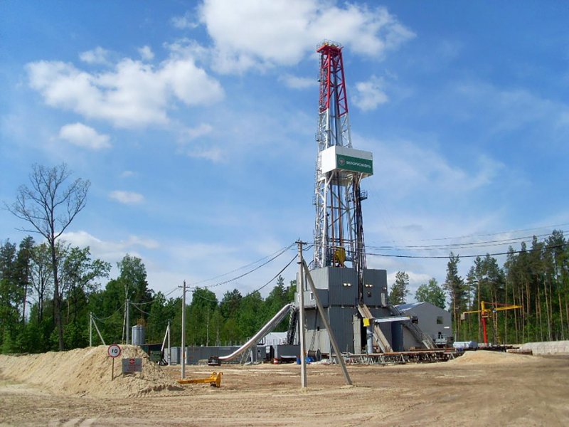 Буровая БГМ 1м