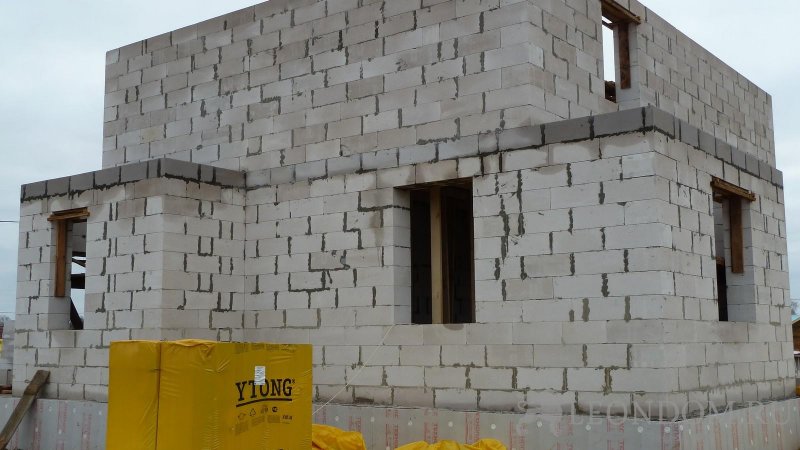 Газоблок 400мм Ютонг