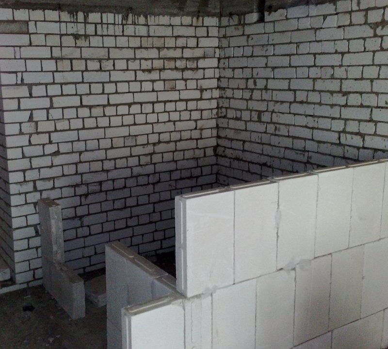 Перегородки из силикатных блоков