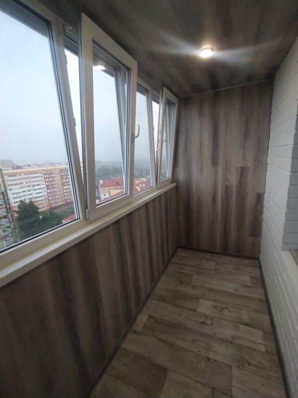 Отделочные панели для внутренней отделки балкона